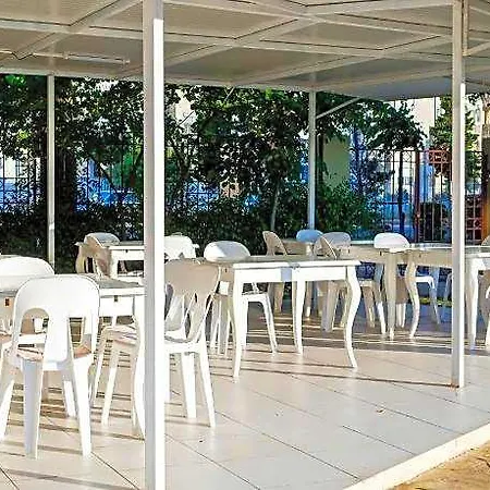 Garden Nevis Hotel 3*