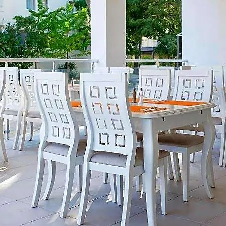 Hotel Garden Nevis 3*