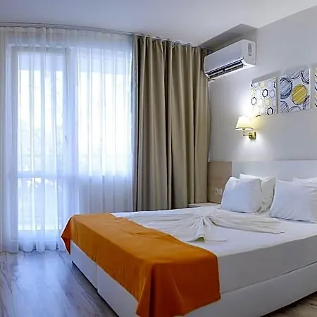 Hotel Garden Nevis Nesebar